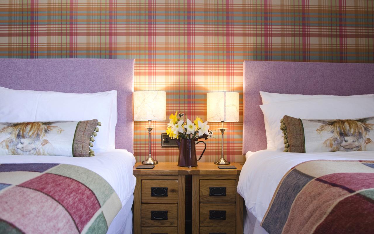Strathallan Bed And Breakfast Grantown-on-Spey Exteriör bild